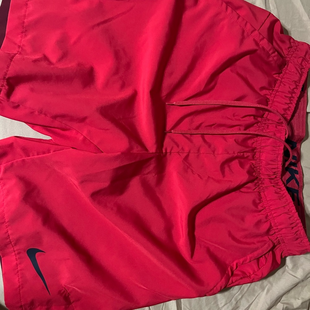 Nike shorts men small
